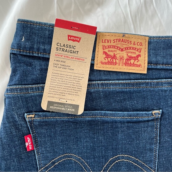 Levi's Straight Blue Jeans - Picture 5 of 5
